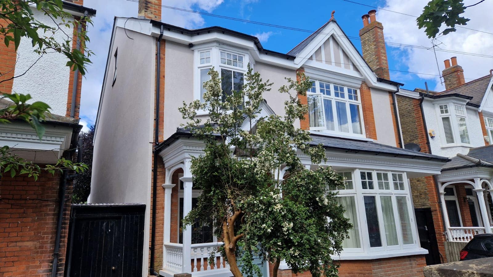 62c42aab7cbd2251e46ae383_kingspan-boards-london-1.jpg