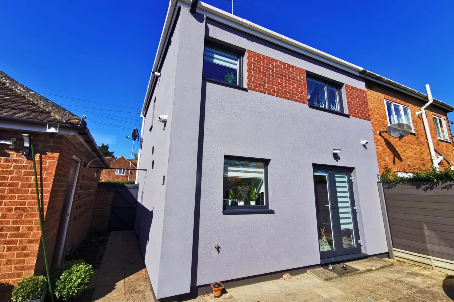 High Performance Render Systems project pd rendering External Wall Insulation before and after picture